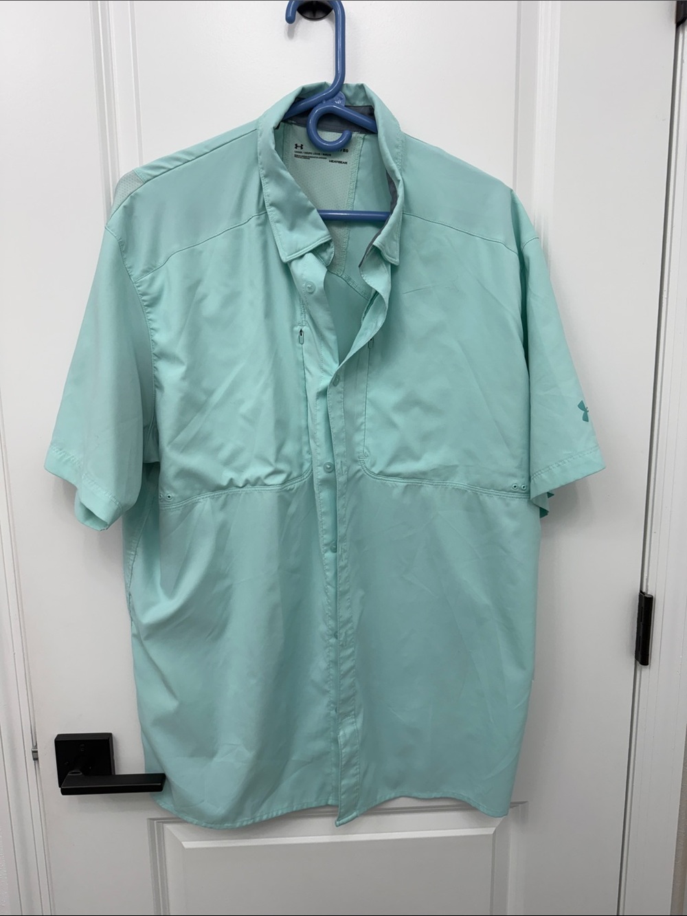 Under Armour Men's Short Sleeve Button-Down Shirt in Mint